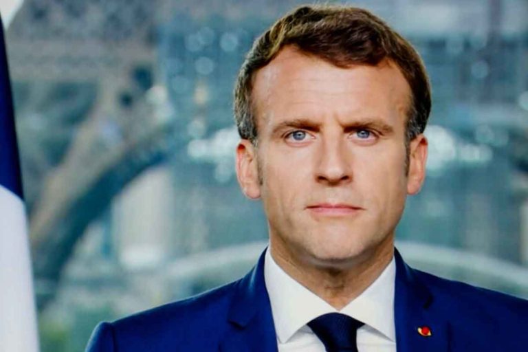 Emmanuel Macron veut “mieux rémunérer” les enseignants qui travaillent et “emmerder” les autres