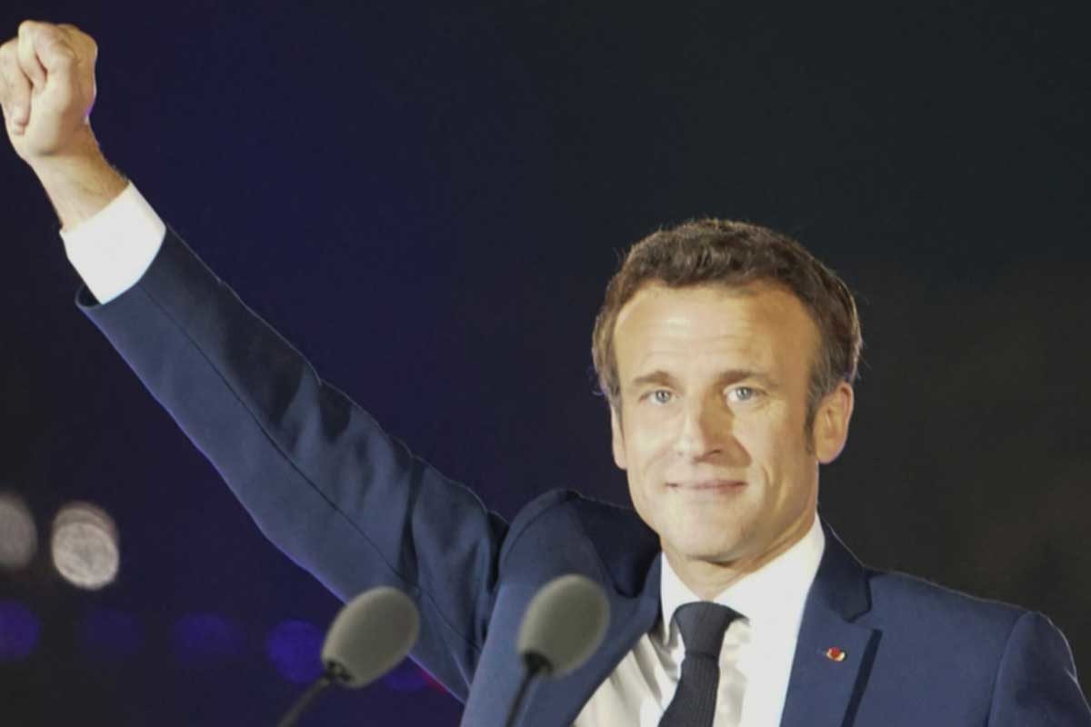 Emmanuel Macron promet plus de bienveillance dans la destruction du service public d’éducation